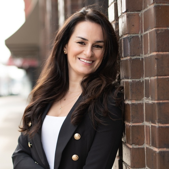 Lindita Imeri, REALTOR®, Bloomington-Normal, Illinois.